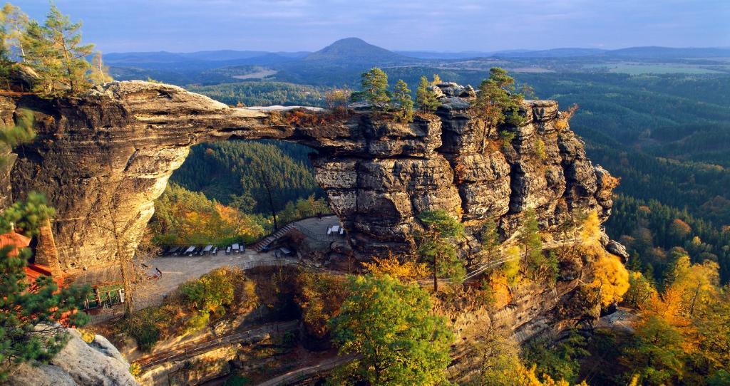 Wellness Hotel Zlata Lipa Decin Buitenkant foto